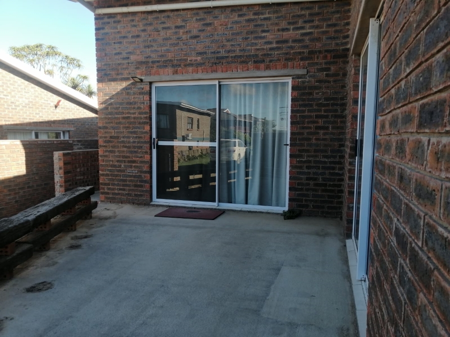 1 Bedroom Property for Sale in Seavale Eastern Cape